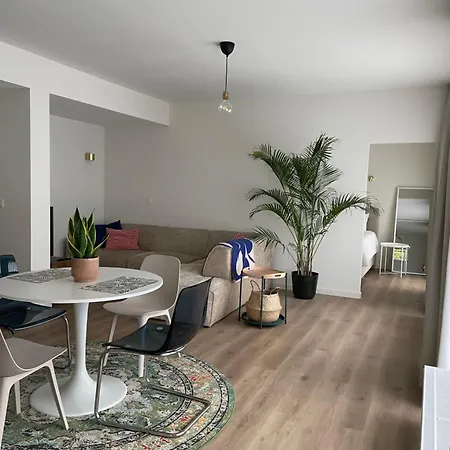 Bright With Private Parking Near Centre * Gante